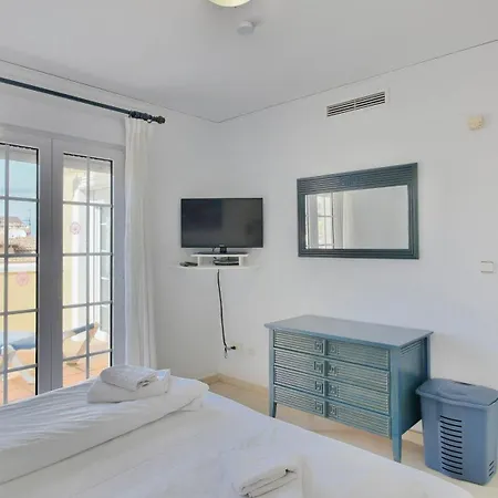 La Pata By Carlosferien Dénia