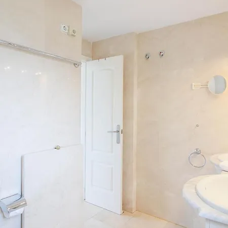 La Pata By Carlosferien